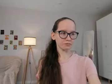 Freechat lynettebails on Chaturbate