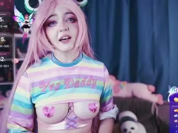 Freechat madnessalise on Chaturbate