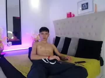 Freechat maiky_cooper on Chaturbate