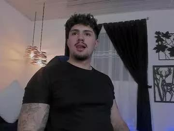 Freechat maximo_rodriguez on Chaturbate