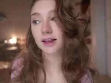 Freechat mia_dynasty on Chaturbate