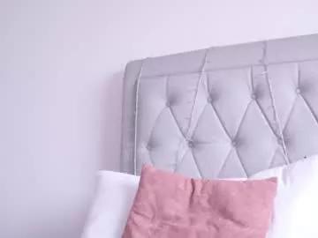 Freechat mila_1 on Chaturbate