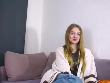 moirawenzinger — Heeeeyy, My name is Kylie!! GOAL:I will show my new outfit #skinny #new #lovense #natural [49 tokens remaining]