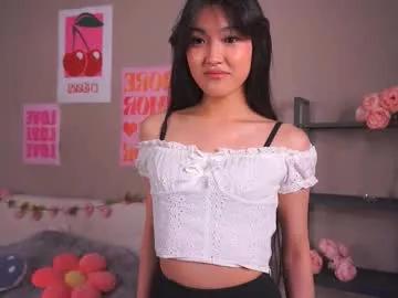 noreenbeckey — GOAL: Show my sexy outfit [33 tokens remaining] Hi! I am Nore <3 Let me feel you #18 #shy #skinny #asian #lovense