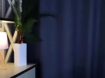 Freechat now_you_know on Chaturbate