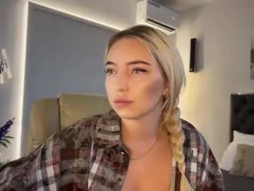 Freechat ohmyemma on Chaturbate