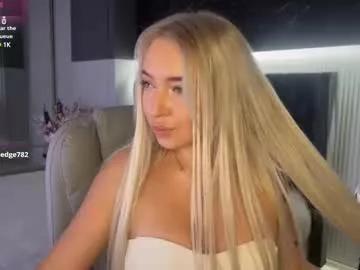 Freechat ohmyemma on Chaturbate