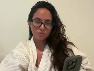 Chaturbate pollyyypocket is Freechat pollyyypocket — Up from my nap #new #latina #curvy #collegegirl #bigass #petite