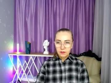 Freechat queen_a_n_i on Chaturbate