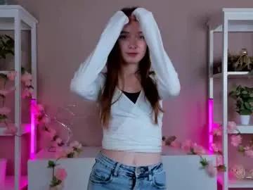 reaganprigg — Goal: cover sexy breasts with sperm  / / /hi I have a cute and sexy suit today will you come to me?  #cute #18 #skinny  #smalltits #smile [177 tokens remaining]
