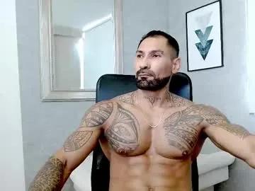 rogers_p — turn me on and make me CUM! #cum #muscle #smoking #bigdick #master [1 tokens remaining]