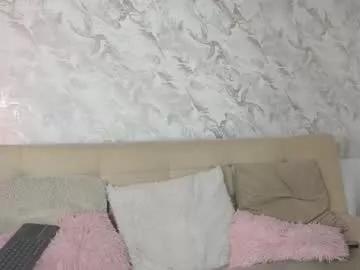 Freechat roselinedior on Chaturbate