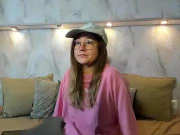 sally_manson — GOAL: sucking your finger [13 tokens remaining] Welcome to my room! #hairypussy #nonude #puffynipples #asian #new