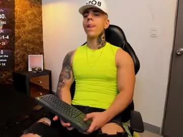 salvatore_damore — GOAL: Sexy Dance [75 tokens remaining] bienvenidos a mi living room show cum en public [1000 tokens] #18 #bigcock #bigass #lovense #muscle