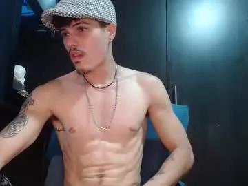 sammytop22 — GOAL: Cum for you [1603 tokens remaining] Welcome to my room! I'm new and I want to have fun with you! #twink  #naked  #muscle #latin #master