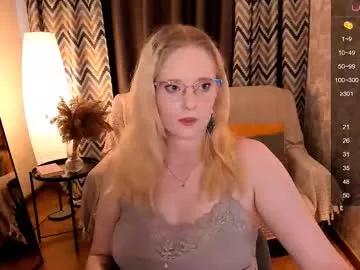 sheslinki on Chaturbate 