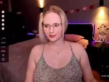 sheslinki on Chaturbate 