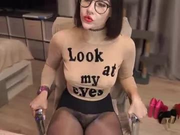 Freechat show_must_goon on Chaturbate