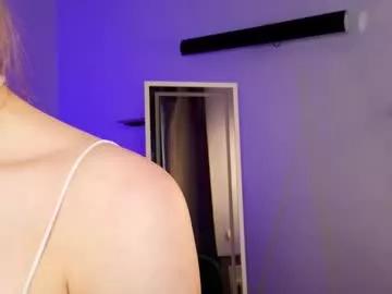 slaayyyy — Hi, Aurora this! Help with 180 likes For good start  #shy #bigass #18 #natural #young [24 tokens remaining]