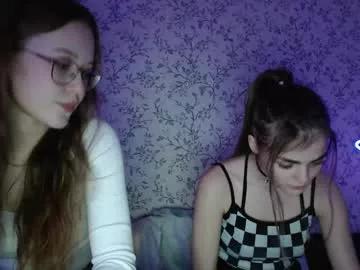 Freechat sophiesuvi on Chaturbate