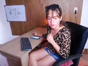 sweet_cherry19_ on Chaturbate