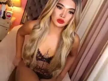 Freechat ur_sassygirl on Chaturbate