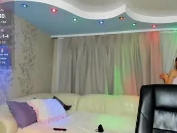 vilset_sun_sis — GOAL: Nude Play Pussy [299 tokens remaining] Welcome to my room! #feet #bigass #anal #squirt #new