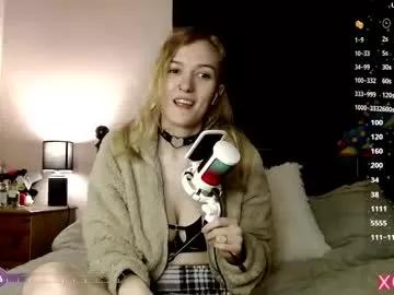 Freechat xelliee_rosex on Chaturbate
