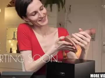 Freechat yulladao on Chaturbate