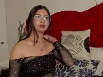 zariival — GOAL: kiss [7 tokens remaining] Welcome to my room! Let's have a bunch of fun! #new #18 #latina #smalltits #young