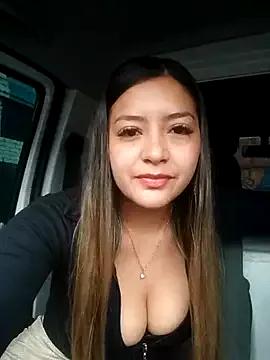 alana_69 on StripChat 