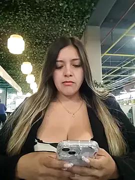 alana_69 on StripChat 