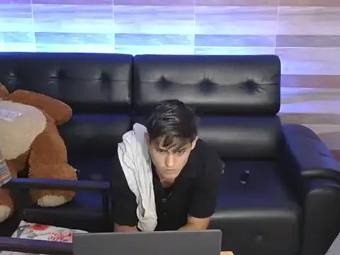 Freechat Alex_mojica on StripChat