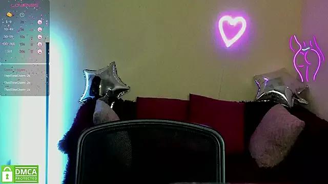 Freechat Alianna_Solo_Kisses on StripChat