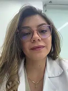 Freechat alicee16 on StripChat