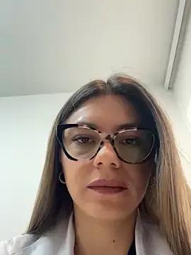 Freechat alicee16 on StripChat