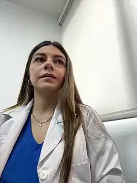 Freechat alicee16 on StripChat