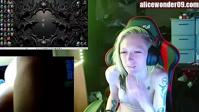 Private alicewonder09 on StripChat