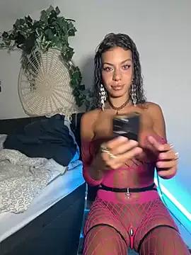 Freechat AlyssaHottv_ on StripChat