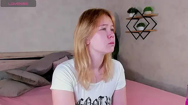 Amy_Kimberlly — Tease the booty