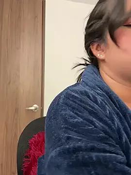 Freechat andra_rose on StripChat