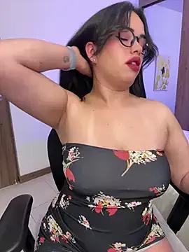 Freechat andra_rose on StripChat