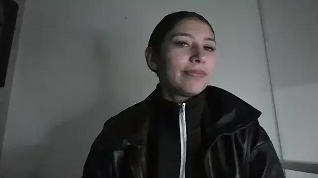 AriaBliss- — VERY DEEP THROAT