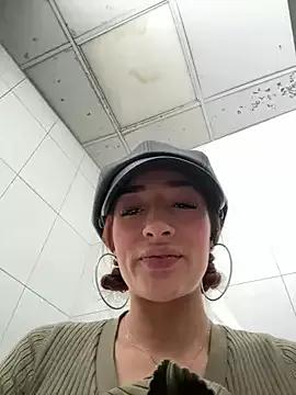 Freechat ariiel_ on StripChat