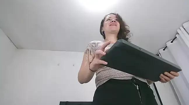 Freechat ArtesanaMK on StripChat