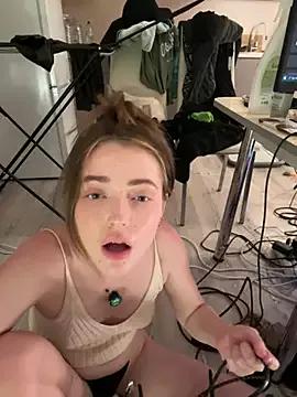 Private AshleyD_ on StripChat