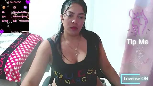 Freechat astrii_33 on StripChat