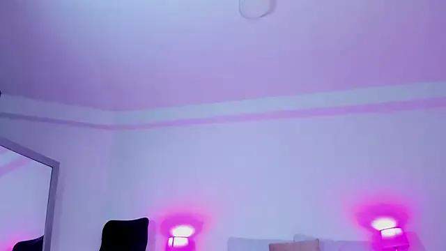 aura-baker on StripChat 