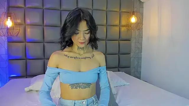 axaras on StripChat 