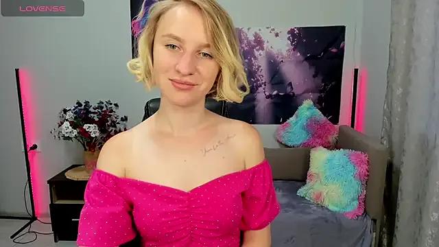 Freechat BeautyBlondy on StripChat
